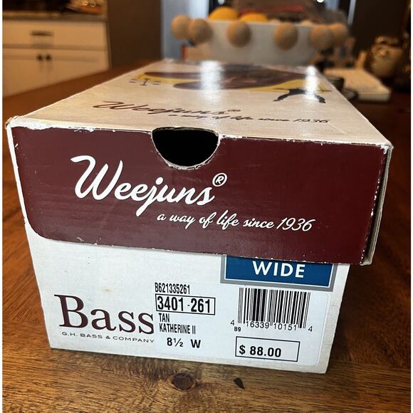 NIB VTG G.H. Bass Weejuns Women’s Sz 8.5 WIDE Brown Leather Penny Loafers Preppy - Picture 2 of 8